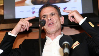 Στηρίξτε το «κίνημα των 12»  αν θέλετε να πέσει η χούντα