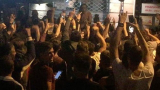 Της ζήτησαν να τα «πετάξει» όλα και... εκείνη το έκανε! (Vid)