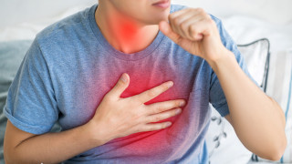 Τρεις τροφές που σταματούν τον βήχα