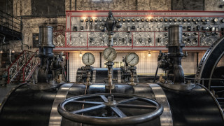 Ζευγάρι υποσχόταν αιώνια νεότητα με μια... χρονομηχανή