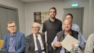 Άρης: Τιμήθηκε ο Κουέστα-Η ξεχωριστή βραδιά που ξύπνησε μνήμες από το παρελθόν