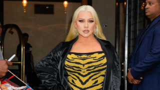 Η μίμηση που αποκάλυψε το στήθος της Κριστίνα Αγκιλέρα