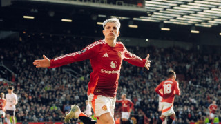 Νίκη με ανατροπή για τη Γιουνάιτεντ, απόντος του Σερ Άλεξ Φέργκιουσον