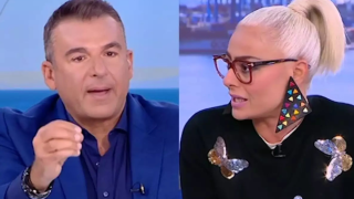 Ένταση στο πλατό του ANT1 μεταξύ Λιάγκα και Καλύβα!