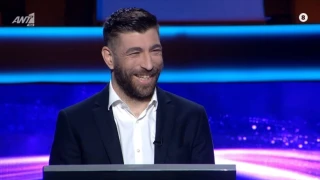 Η ατάκα του παίκτη με γραφείο τελετών στο «Εκατομμυριούχο» : «Έχω έρθει με το υπηρεσιακό να είμαι έτοιμος»