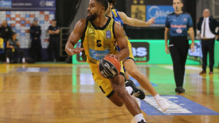 Άρης-Περιστέρι: Λύγισε το Περιστέρι με εκπληκτικό Ντε Τζούλιους