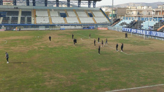 Αιγάλεω-ΠΑΟΚ: «Χωράφι» ο αγωνιστικός χώρος-Στην κερκίδα ο Ραζβάν Λουτσέσκου