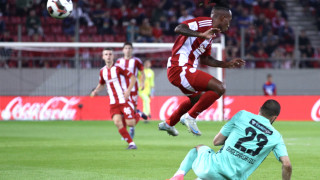 Δύσκολη νίκη για Ολυμπιακό