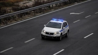 Θεσσαλονίκη: Επεισοδιακή καταδίωξη 27χρονου - Πέρασε «κόκκινα» και κατέληξε σε κάγκελα