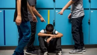 Καλάβρυτα: Ανήλικοι έβαλαν σακούλα στο κεφάλι 10χρονου και την έσφιγγαν