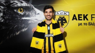 Επίσημα           στην         ΑΕΚ        ο        Ντίαζ