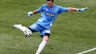 Στο στόχαστρο του Αρη  και   ο   Ντάνι   Φερνάντες