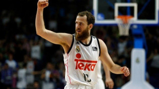 Στη Μύκονο για διακοπές και ο Σέρχι Ροντρίγκεθ (pic)