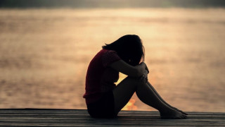 Μύκονος: Στη φυλακή 50χρονος εργολάβος που βίαζε τις δίδυμες κόρες του από 11 ετών