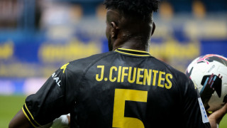 Κουτσιαύτης για τη φάση με Σιφουέντες: «Λανθασμένη απόφαση από διαιτητή και VAR»