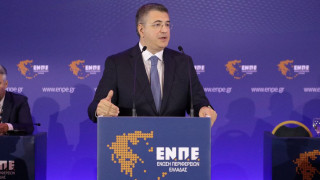 Τζιτζικώστας: Ποιο πρόσωπο προτείνει για τη διαδοχή του στην Περιφέρεια