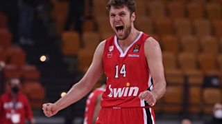 Σάσα Βενζέκοβ: «Με πήρε ο Γιόκιτς αλλά δείλιασα να πάω»