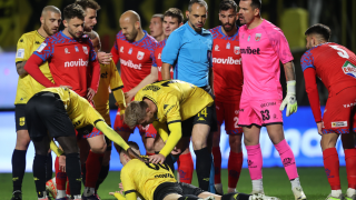 Ακρίδας και Βαρούχας διαφωνούν: «Ήταν ή όχι πέναλτι του Μορόν;»