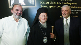 Ηλιόπουλος σε Οικομενικό Πατριάρχη: «Η παρουσία σας στον ποδοσφαιρικό μας ναό είναι πηγή έμπνευσης»