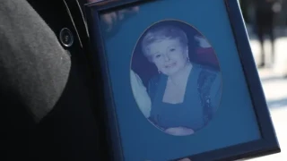 Κηδεία Βέφας Αλεξιάδου: Ξέσπασε ο Ψωμιάδης - «Κάποιοι που τους έκανε μάγκες δεν είναι εδώ»