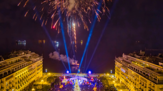 Θεσσαλονίκη: Αναβάλλεται η φωταγώγηση του χριστουγεννιάτικου δέντρου-Ποια η νέα ημερομηνία