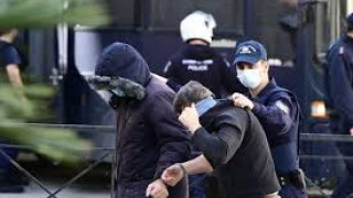 Κολωνός-Βιασμός 12χρονης: Στη φυλακή οι τέσσερις από τους 11 καταδικασθέντες