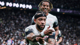 Ο Μέμφις Ντεπάι έβαλε ασύλληπτο γκολ με απευθείας εκτέλεση φάουλ