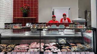 Εγκαίνια καταστήματος «Χοιρινά Ηπείρου Βέργος» και Ηπειρώτικο γλέντι στην Αγορά Μοδιάνο