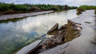 Κακοκαιρία Bora: Ποιοι δρόμοι είναι κλειστοί στη Θεσσαλονίκη-Εικόνες καταστροφής στη Χαλκιδική