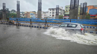 Αυτό είναι το πρόστιμο άμα βρέξετε πεζό με το αυτοκίνητό σας
