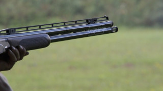 Σέρρες: Στη φυλακή 60χρονη που άνοιξε πυρ, όταν πήγαν να της κόψουν το ρεύμα