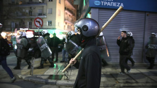 Θεσσαλονίκη: Καύση σημαίας πίσω από τις 112 συλλήψεις - Τι αναφέρει η ΕΛΑΣ