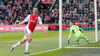 ΕΚΤΑΚΤΟ: Συμφωνία    Άγιαξ-Νάπολι    για τον Μίλικ!