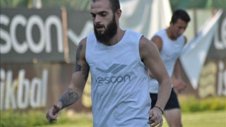 Υπέγραψε στη Χάμιλτον ο Γιώργος Σαρρής!       (pic)