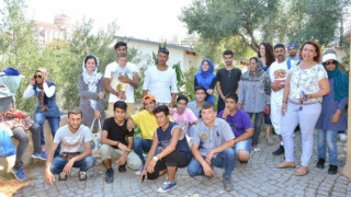 Δ.Νεάπολης-Συκεών: Ξενάγηση προσφύγων στην Πολιτιστική Γειτονιά (ΦΩΤΟ)