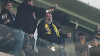 Η παρακάμερα της ΑΕΚ: Ο έξαλλος πανηγυρισμός του Ηλιόπουλου