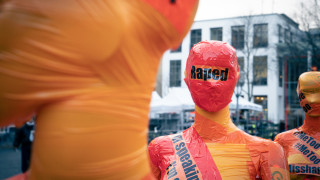 Βέλγιο: Μητέρα βίαζε με τον σύντροφό της τις 4 κόρες της