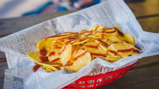 Τι συμβαίνει στον οργανισμό μας, αν τρώμε ανά τακτά διαστήματα junk food