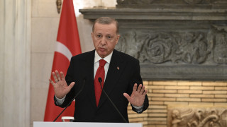 Ερντογάν-Προαναγγέλλει εξόντωση των Κούρδων: «Θα ταφούν μαζί με τα όπλα τους»