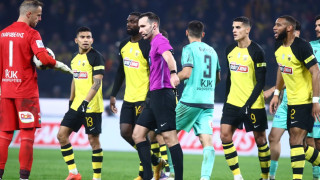 ΑΕΚ-Λεβαδειακός: «Μόνο με κλειστά μάτια δεν βλέπεις το φάουλ του Μήτογλου!»