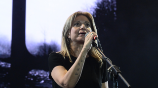 Καρυστιανού για υποδοχή Καραμανλή: «Ανθρωπάκι… Έξω κυκλοφορεί με μπράβους»