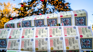 Κλήρωση Πρωτοχρονιάτικου Λαχείου: Τι ώρα θα γίνει σήμερα-Πόσα χρήματα μοιράζει