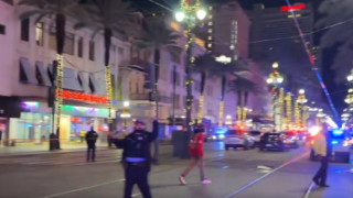 Σοκ στη Νέα Ορλεάνη: Αυτοκίνητο έπεσε πάνω σε πλήθος–Φόβοι για νεκρούς