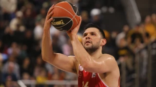 Ολυμπιακός: Για ακόμη έναν χρόνο η «σημαία» Παπανικολάου