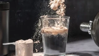 Κάδμιο και μόλυβδος σε σκόνες πρωτεΐνης!