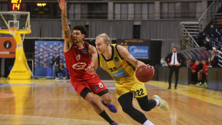 Εφιάλτης για Άρη - ντροπιαστική ήττα από Μπουργκ - Αποδοκιμασίες σε παίκτες και Καστρίτη