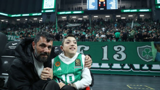 Παναθηναϊκός-Ολυμπιακός: Στο κλειστό του ΟΑΚΑ ο μικρός Γιαννάκης