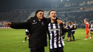 Παίκτες και κόσμος «ένα» με μπροστάρη τον Κωνσταντέλια - Δείτε το βίντεο