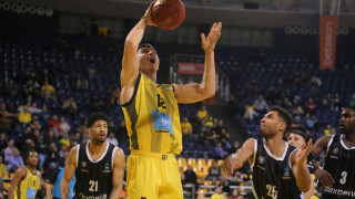 Άρης-Αμβούργο: Δεν μπορεί να κερδίσει...