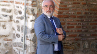 Μήνυμα     από    την    τηλεοπτική   «μάχη» Σαββίδη